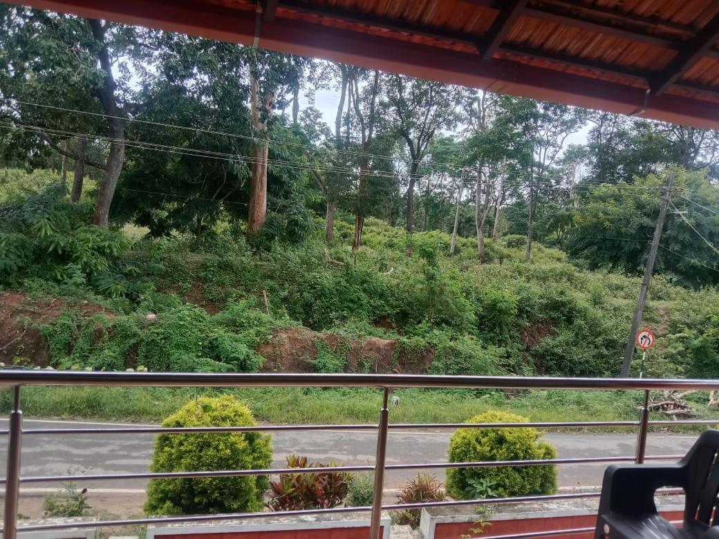 Elephant Path Coorg 3Bhk Villa Suntikoppa Exterior foto